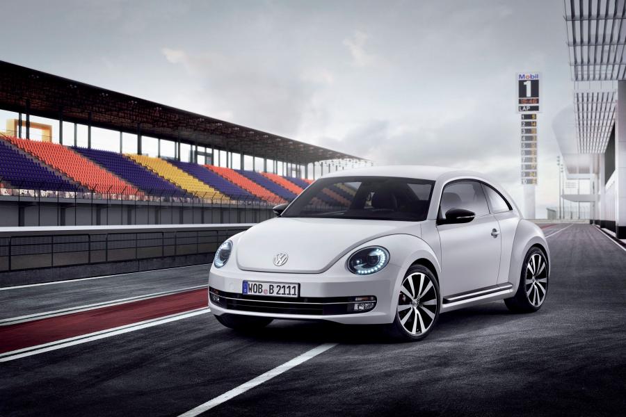  Volkswagen Beetle 2011 года  (фото 10 из 16)